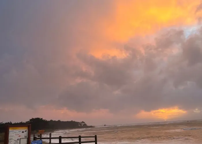 בית נופש Le Rocher *