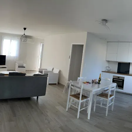 Holiday home Le Rocher